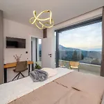 빌라 Luxury San Rocco Desne