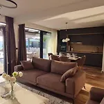 빌라 Luxury San Rocco Desne