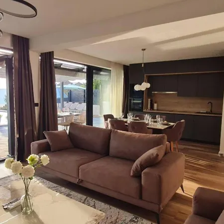 Villa Luxury San Rocco Desne