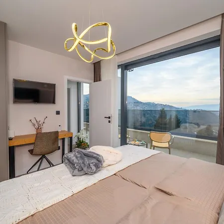 Vila Luxury San Rocco Desne