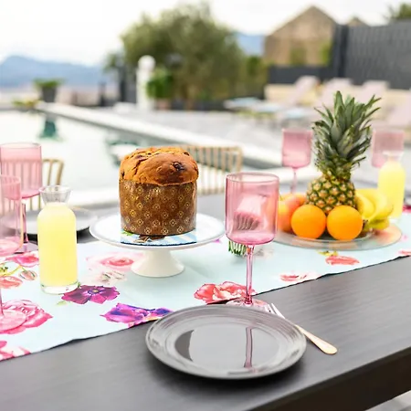 Luxury San Rocco Villa *