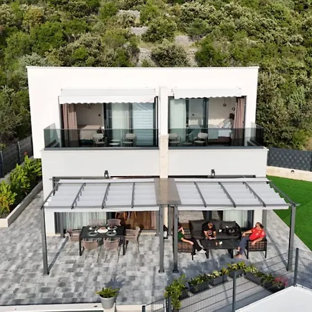 Luxury San Rocco Vila *